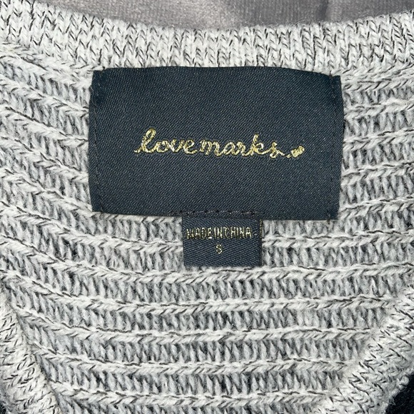 Elegant/casual poncho - Picture 2 of 2